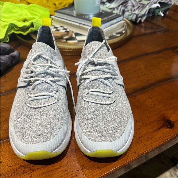 Cole Haan - Picture 2 of 3